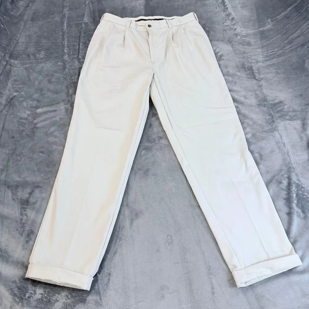 Brooks Brothers Off-White Pleated Chinos